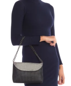 Whiting And Davis Dimple Flap Mesh Clutch Evening Bags