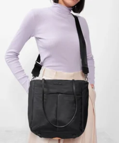 MZ WALLACE Small Bowery Quatro Tote 32 MZ WALLACE Small Bowery Quatro Tote